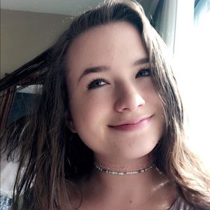 Meet your Posher, Madeline